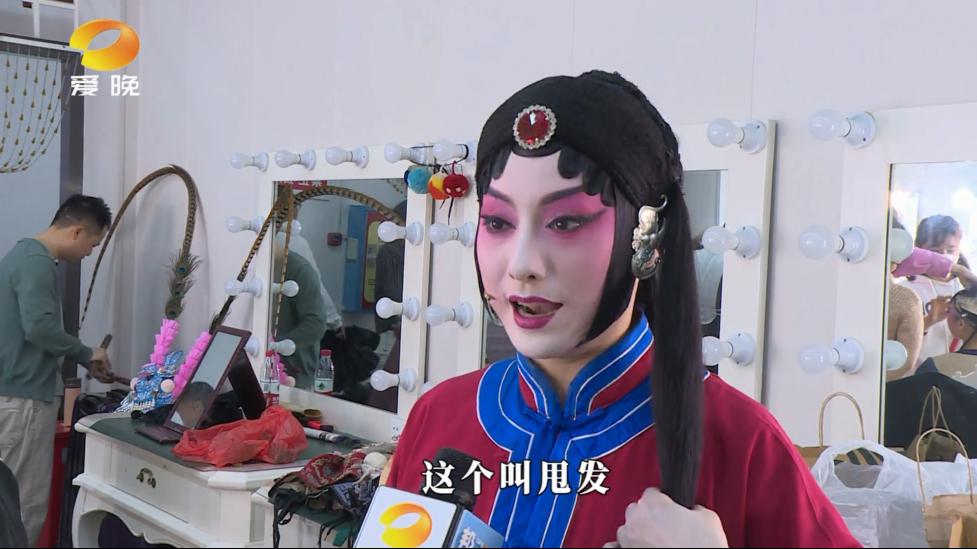 DƬ